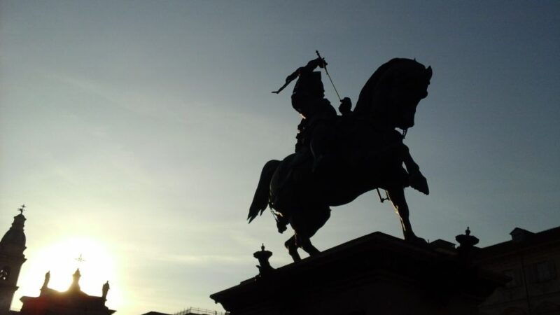 Turin: 2,5 Hour Classic Walking Tour - Tour Highlights