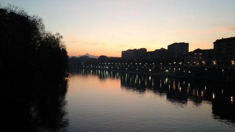 Turin: 2,5 Hour Classic Walking Tour - Important Information