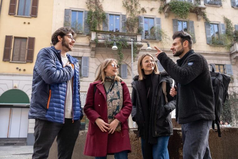 Turin: Aperitivo & Street Food Tour Delights With a Local - Local Beverages: Wine, Beer, and Cocktails