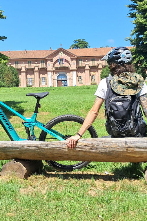 Turin: E-Bike Tour, Venaria Reale, Royal Gardens, Castle - La Mandria Castle Experience