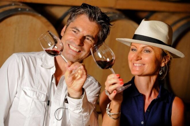 Turin: Langhe Wine Tour With Private Transfers and Lunch - Group Size and Languages