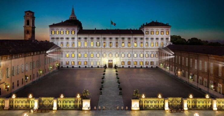Turin: Private Royal Palace Guided Tour - Experience Royal Opulence Inside