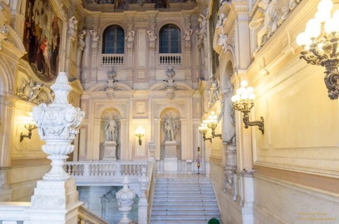 Turin: Private Royal Palace Guided Tour - Explore Historic Royal Residences