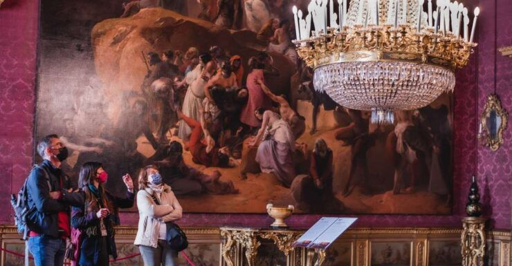 Turin: Royal Palace and Egyptian Museum Guided Tour - Group Size and Meeting Point