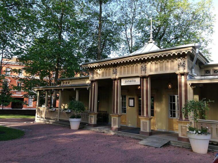 Turku: Highlights and Hidden gems with a Local - What Past Travelers Say