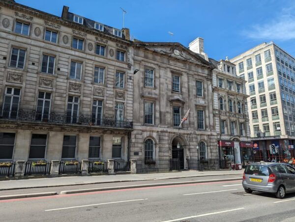 Turmoil, Templars, Oliver Twist: Londons Squalor & Splendor - Frequently Asked Questions
