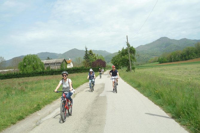 Tuscan Countryside Bike Tour and Saffron Tasting - Tips for a Memorable and Hassle-free Tour Experience