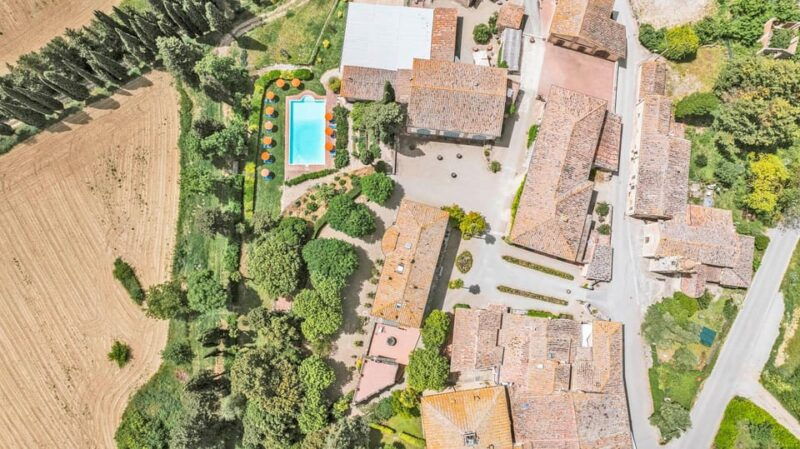 Tuscany: Agro Trekking With Wine and Olive Oil Tasting - Guided Agro Trekking Experience