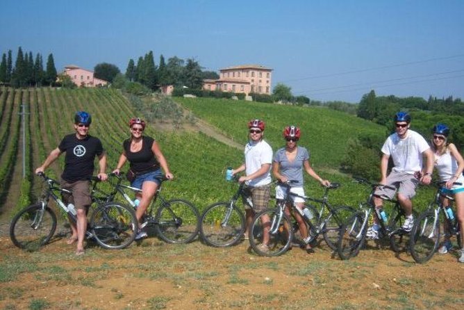 Tuscany E-Bike Tour: From Florence to Chianti With Lunch and Tastings - Scenery and Countryside