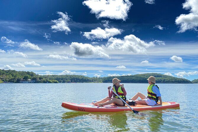 Tuyen Lam Lake Kayaking and BBQ Private Tour in Da Lat - The Experience in Detail