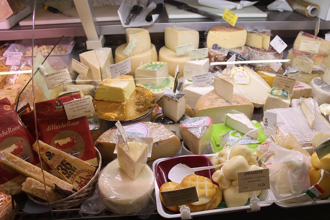 Twilight Local Food, History and Hidden Places - Sample Local Cuisine