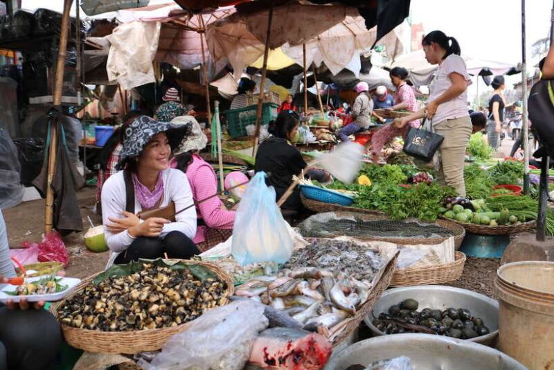 Twilight Tastes of Siem Reap Include Dinner - Exploring Siem Reap’s Local Markets and Street Food Scene