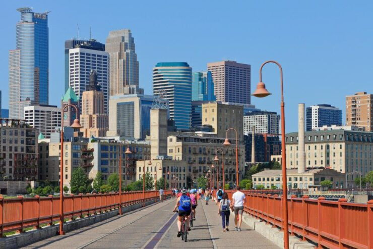 Twilight Whispers: A Romantic Stroll Through Minneapolis - Tour Overview