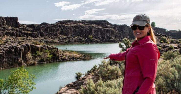 Twin Falls: Dierkes Lake Hike & Shoshone Falls Guided Tour - Activity Highlights