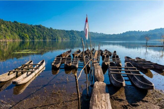 Twin Lake Trekking Combination Visit Banyumala Waterfall - Delight in Hidden Natural Wonders