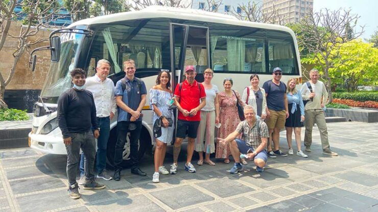 Two Days in Mumbai: Sightseeing, Slum, Elephanta & Market - Good To Know
