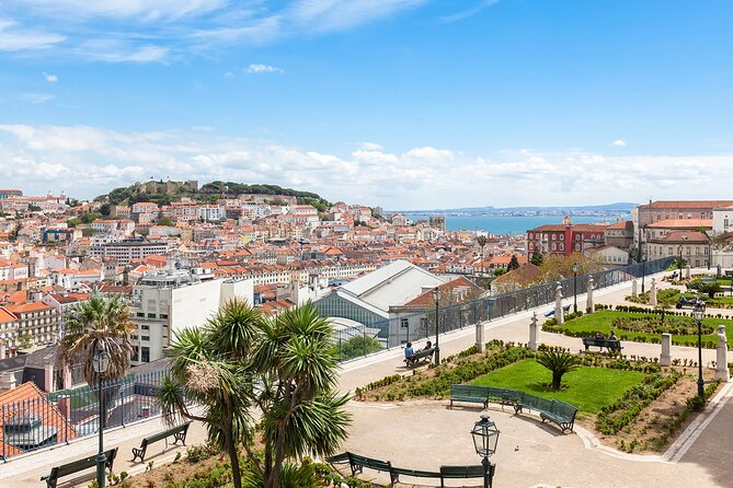 Two Hills Private Tuk Tuk Tour in Lisbon - Good To Know