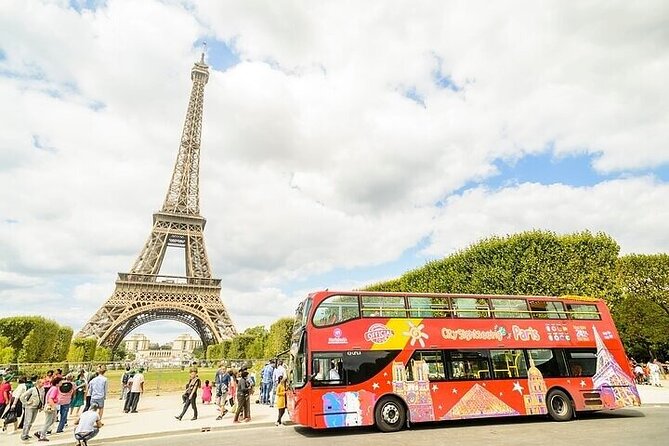Two Hours Quick Private Tour of Paris With Hotel Pickup - Pricing and Availability