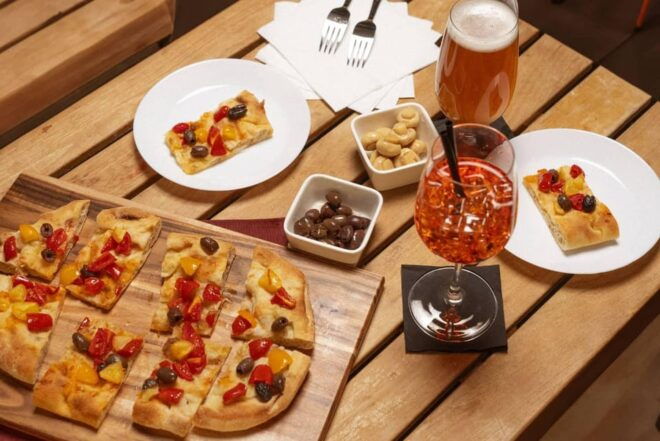 Typical Milanese Aperitif (Happy Hour) - Venue Amenities and Location