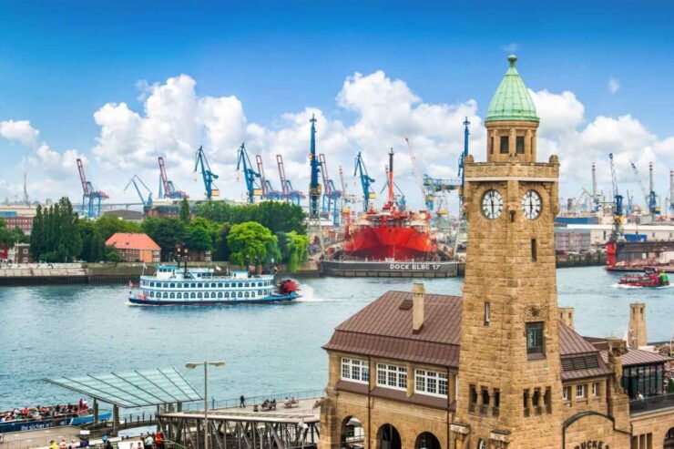 U-Boot Museum & War History Private Tour in Hamburg - Activity Details