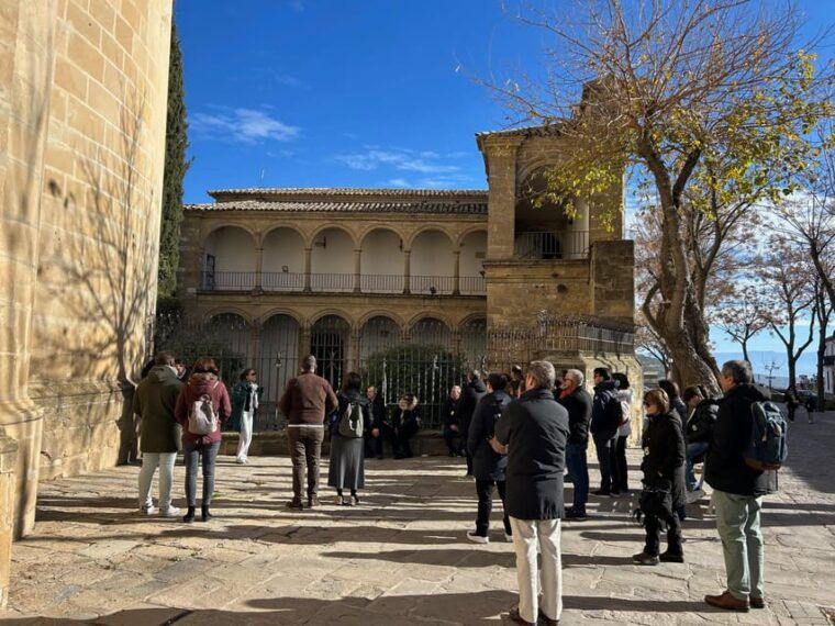 Úbeda: Historic Center + Vela De Los Cobos - Plaza Primero De Mayo