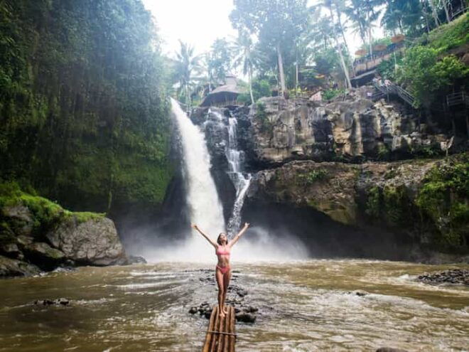 Ubud: Arts & Nature Tour. Barong Dance, Temple, Falls & More - Exploring Batuan Temple