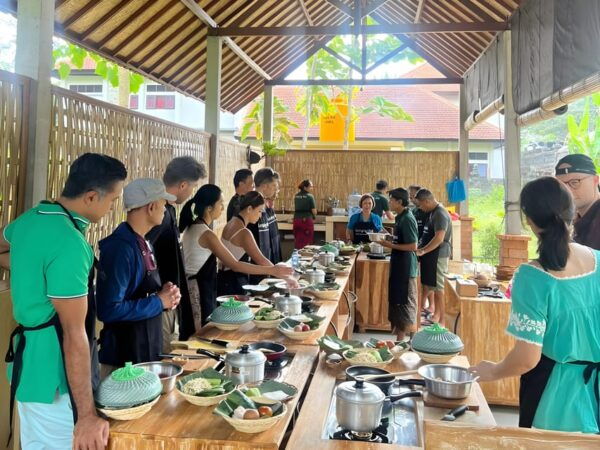 Ubud: Authentic Balinese Cooking Class by Balinese Chef - Questions You May Have