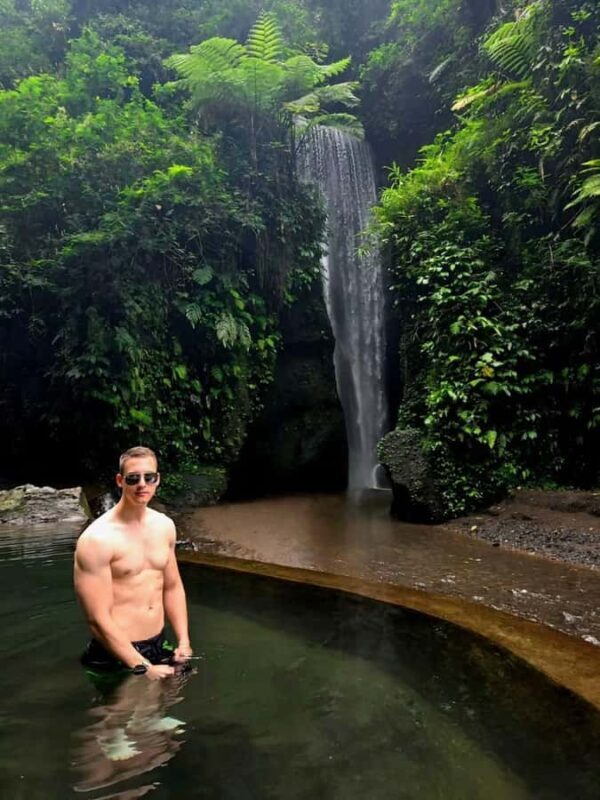 Ubud Bali: Tukad Cepung, Goa Raja & Tirta Empul Tour - FAQ