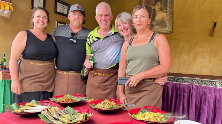 Ubud: Balinese Cooking Class With Hotel Transfers - Experience Highlights