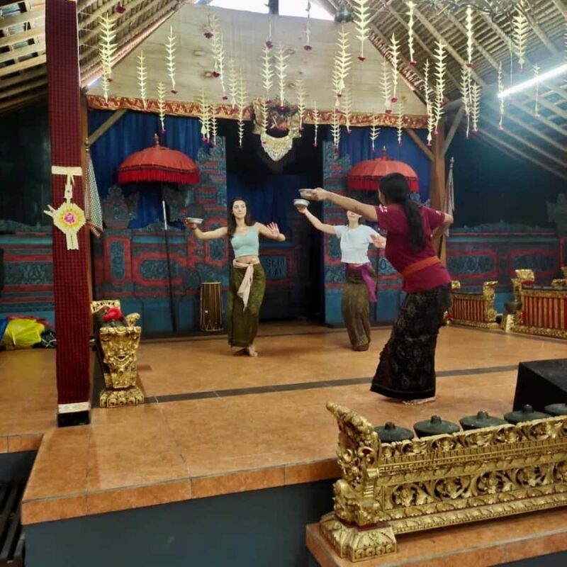 Ubud: Balinese Dance Class with Local Instructor - Introducing the Experience
