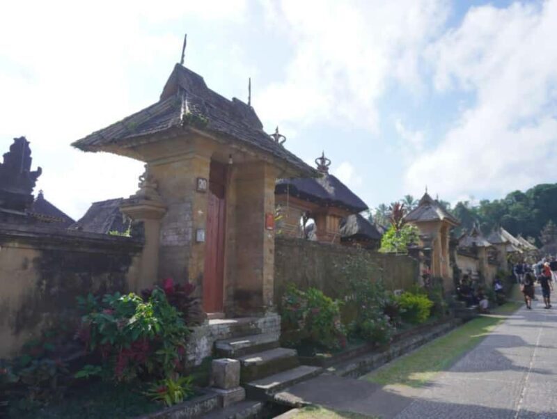 Ubud : Balinese House, Hidden Rice Field, & Coffee Break - Coffee Plantation Experience