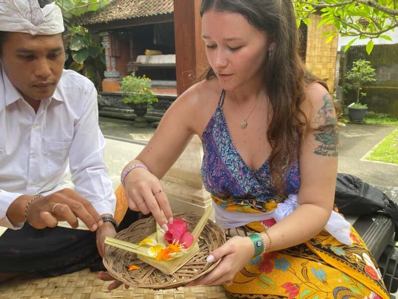 Ubud: Balinese Offering Making Canang & Purification Ritual - Ubud: Balinese Offering Making Canang & Purification Ritual – An Authentic Cultural Experience