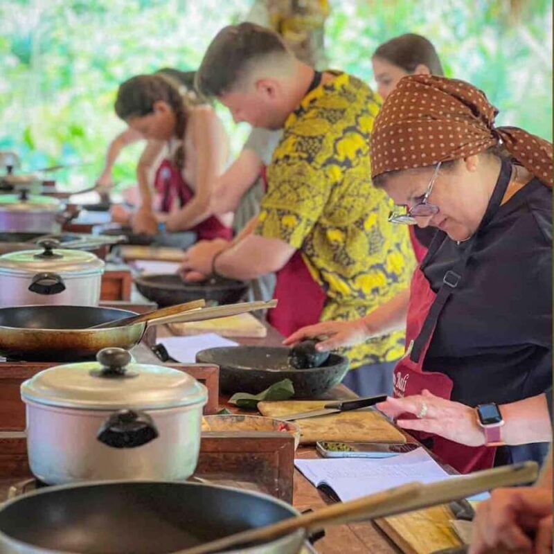 Ubud: Balinese Traditional Cooking Class and Market Tour - What to Expect from the Ubud Cooking Class and Market Tour