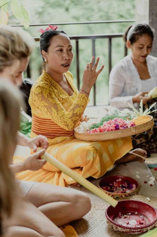 Ubud: Canang Sari Offerings Experience & Balinese Blessing - Good To Know