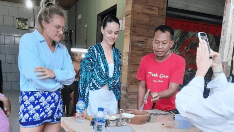 Ubud Center: Silver Class Experience with 7gr Hand Made - Comparing Value and Cost