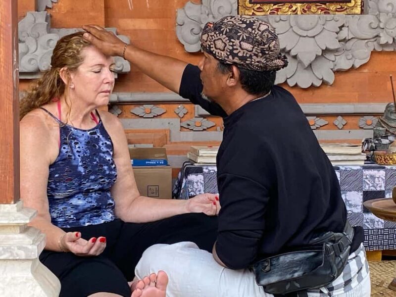 Ubud : Combination of Palm Reading and Healing Therapy - The Sum Up