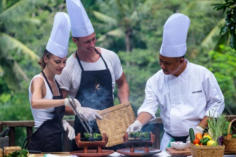 Ubud: Cooking Class & Herb Garden Tour with Local Chef - Good To Know