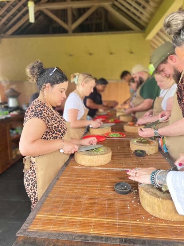Ubud: Cooking Class with Market Visit and Hotel Pickup - Good To Know