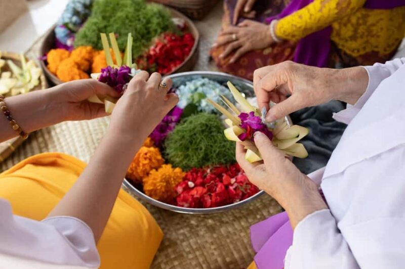 Ubud: Cultural Fashion Experience w/ Makeup & Photoshoot - Refreshing Finish and Return to Hotel