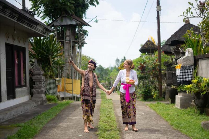 Ubud: Delodsema Traditional Village with Balinese Costume - An In-Depth Look at the Delodsema Experience