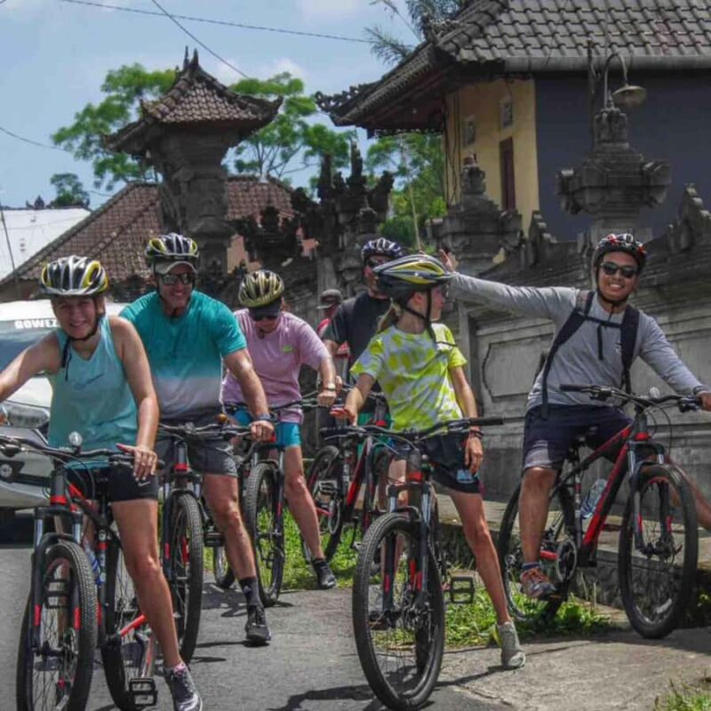 Ubud: Downhill Cycling Volcano, Jungle and Rice Terrace - What to Bring and Wear