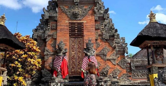 Ubud: Kanto Lampo, Tukad Cepung, Rice Terrace, Batuan Temple - Kanto Lampo Waterfall