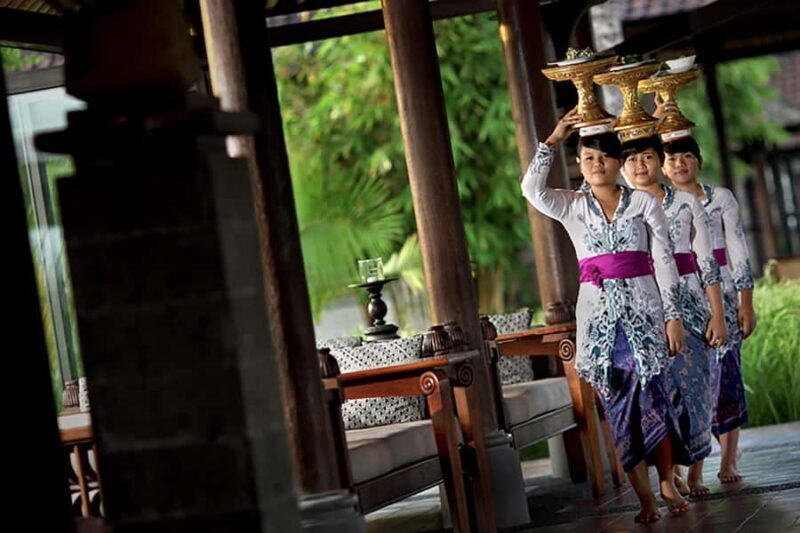 Ubud: Kecak Dance and Royal Balinese Dinner - Authenticity and Value Based on Reviews