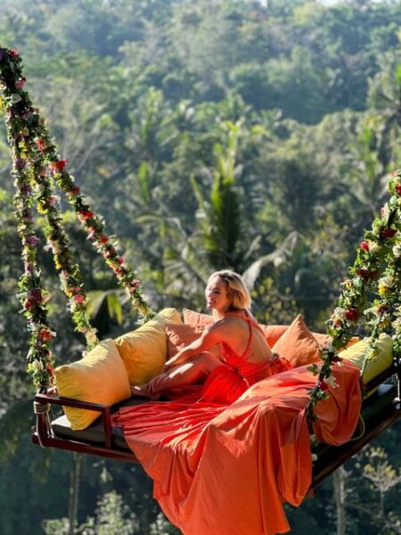Ubud: Monkey Forest, Holy Water Temple, and Hot Springs Tour - Customer Reviews