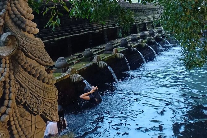 Ubud: Monkey Forest, Holy Water Temple & Hot Springs - Holy Water Temple: A Spiritual Oasis