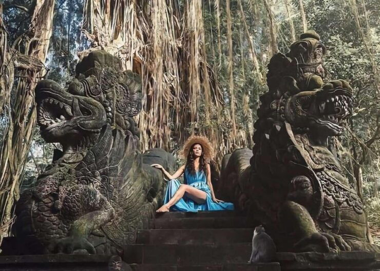 UBUD: Monkey Forest, Temple, Rice Terrace and Art Village - Exploring Temples in Ubud