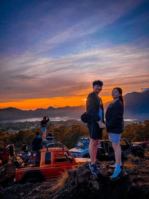 Ubud: Mount Batur Jeep Sunrise and Natural Hot Spring Tour - Highlights