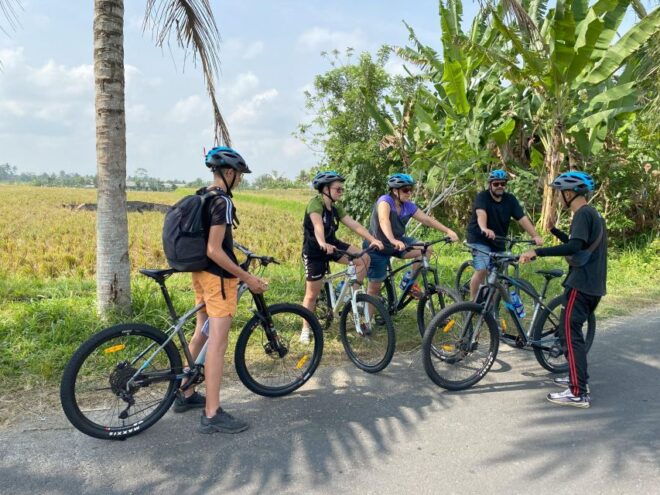 Ubud : Private Bike Tour Rice Fields With Meal and Pool - Directions