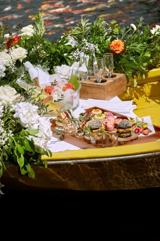 Ubud: Private Romantic Photo Cruise with Food and Drinks - Good To Know