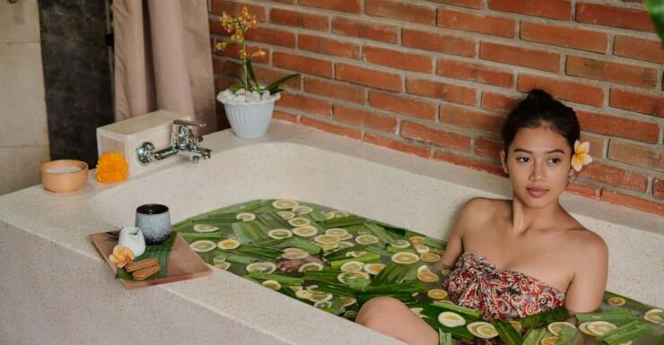 Ubud: Relaxing Balinese Massage and Flower Bath - Pricing and Booking Options